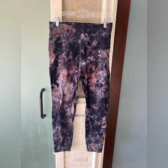 lululemon athletica Pants - lululemon athletica Black and purple Leggings